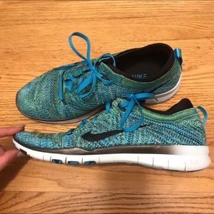 Women's Nike Free TR Flyknit